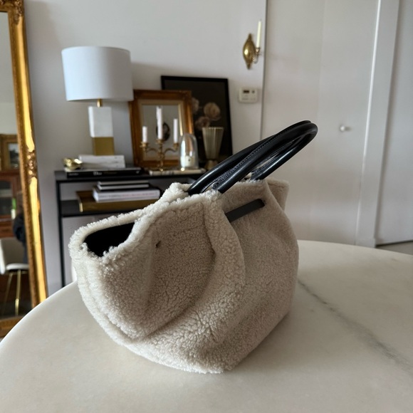 DEMELLIER New York Midi Shearling Tote Bag - Picture 3 of 5